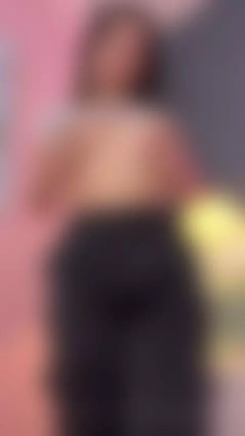 My pussy opens for this toy ... by susyluv