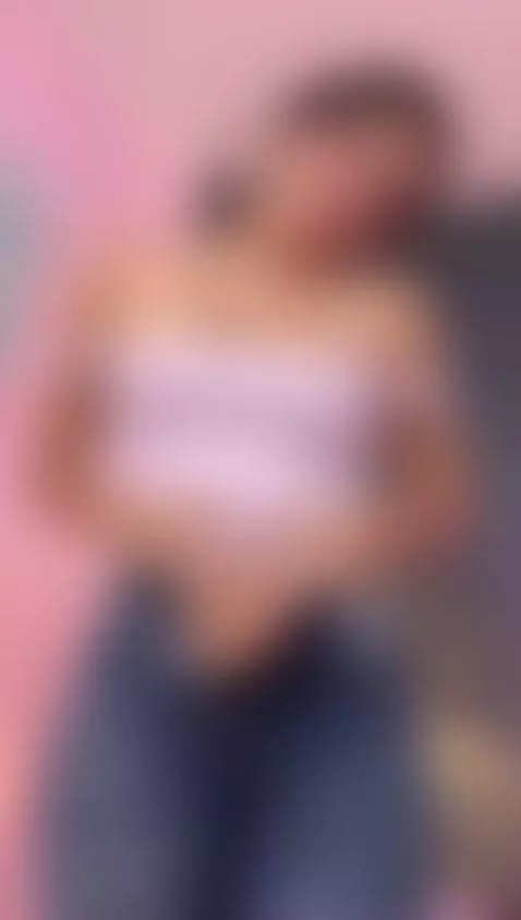 I touch myself slowly, eagerly... by susyluv