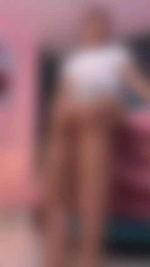 My dildo surrenders to my feet... each movement is a dirty g... by susyluv