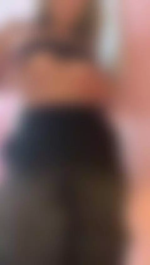 I want you to undress me and see paradise in my naked body by susyluv