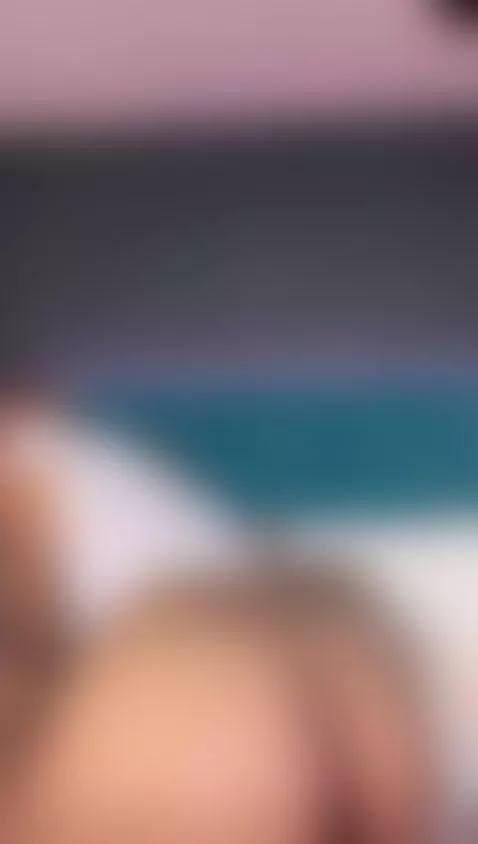 let your hands be the ones that spank my big ass by susyluv