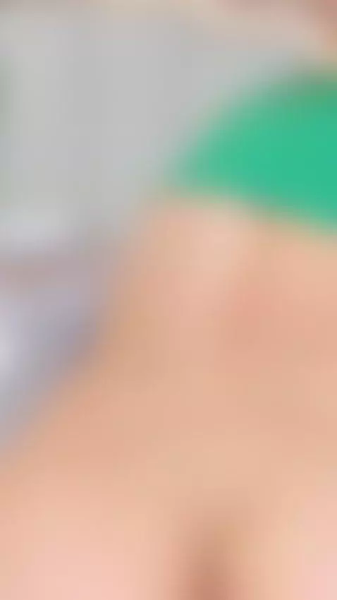 Every curve of my body invites you to pleasure by susyluv