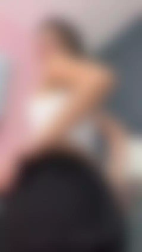 My body speaks the language of pleasure, do you want to list... by susyluv