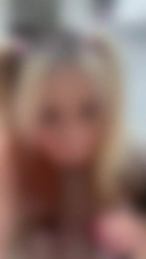 the perfect size for my mouth... by zoeestarr