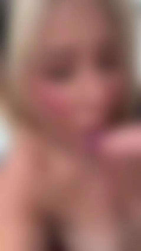 i can make it soo sloopy.. by zoeestarr