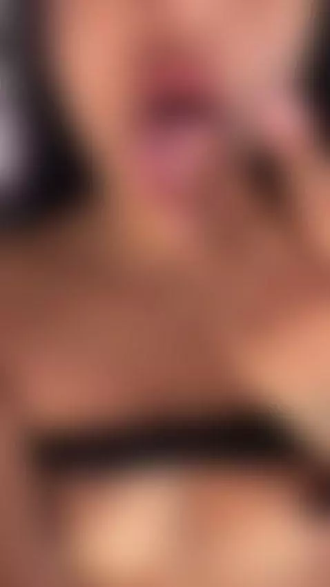 I wait for you. by candyssimons