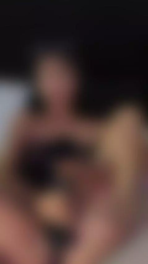 so loud the neighbors know how good you make me feel.. by hollylincon