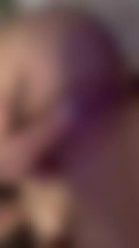 my body screams sex. by hollylincon