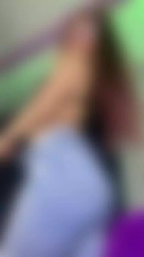 Hi Guys you like my jeans? or my ass haha😳 by leylacollins