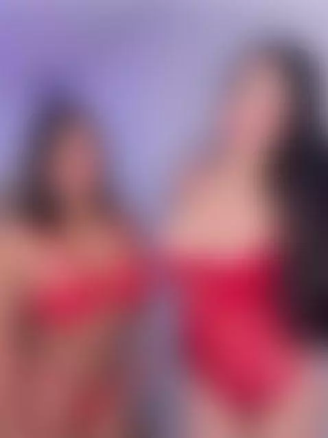 We'll give you a special video if you reply to our feed  ?? by icysweetcam2