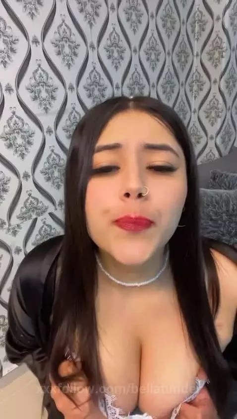 Look at me like this... and I am encouraged to teach you muc... by bellatunder