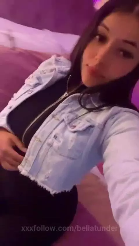 I'm not a magazine model ... I'm the one that makes you wet ... by bellatunder