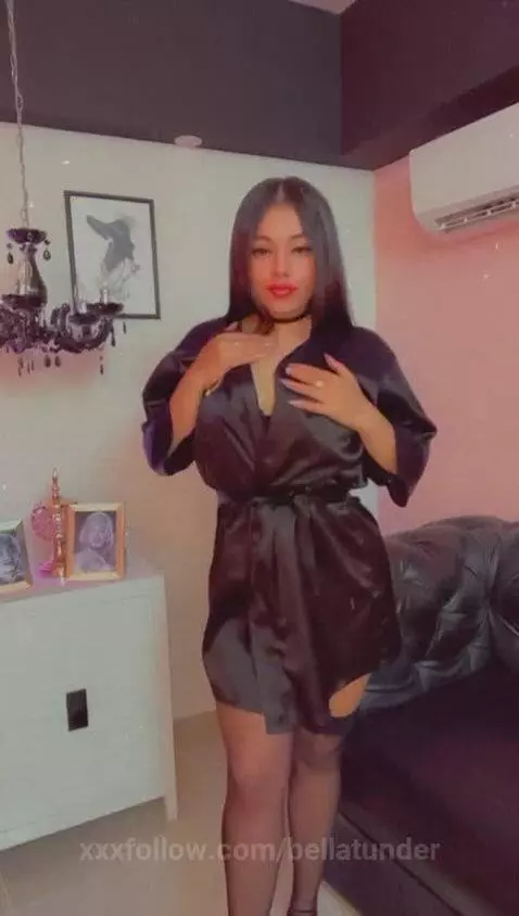 Shine, curves, and a secret that I want only you to discover... by bellatunder