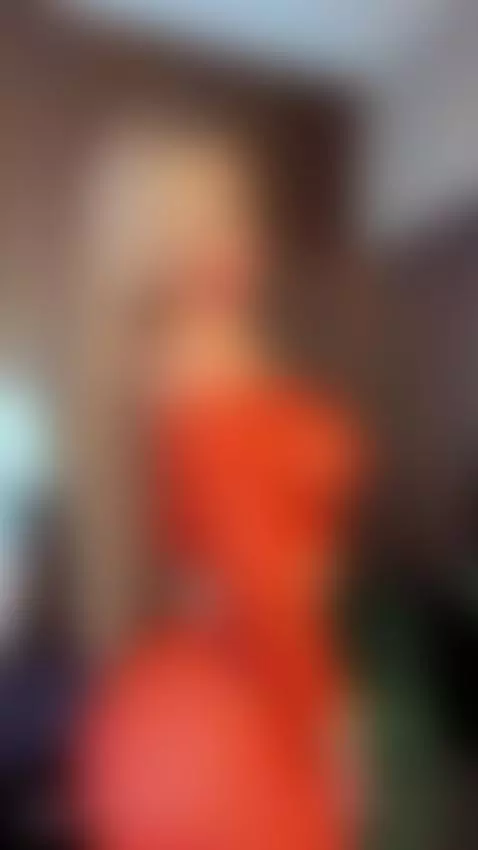 It's the perfect time to immerse yourself in my world and di... by ambarsimson