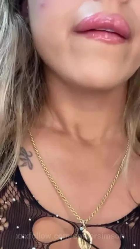 My touch will leave you begging for more... and more. by ambarsimson