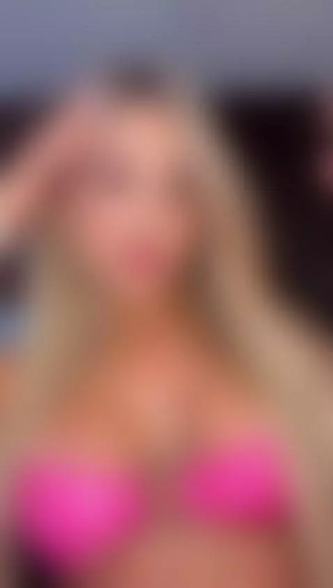 I’m not just a body… I’m the sin you can’t resist by ambarsimson