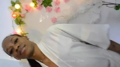 Sexy babe for you! 🌺🔥 by amber-dior