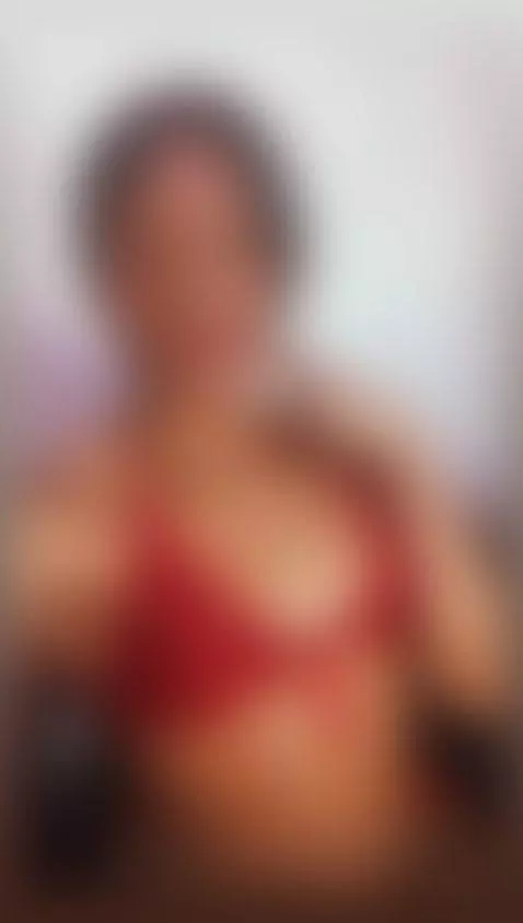 I want to feel your tongue all over my body 👅😈💦💋🍑🎀🔥✨🥵🤤🍒 by amber-dior