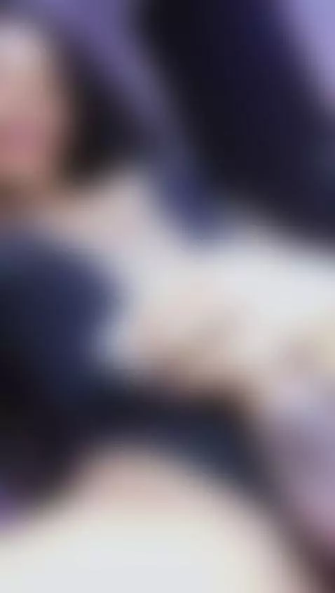 hey sexy come to my room 🫦 by amber-dior