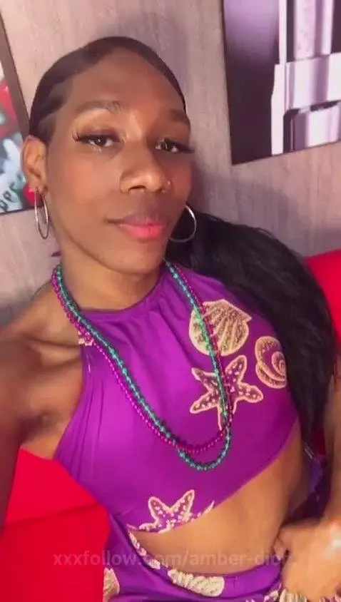 Are u looking for a sexy and bigdick? 😏🍆 by amber-dior