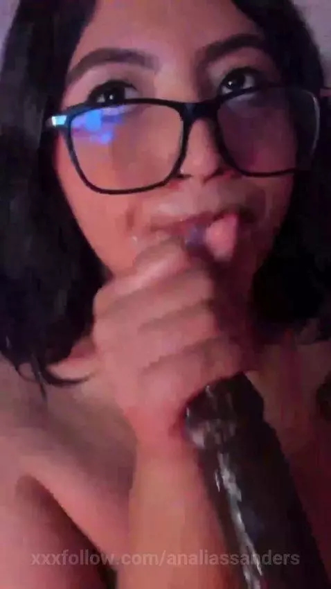 I will suck your cock very richly by analiassanders