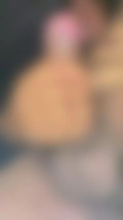 💥 “Aquí no hay filtros, solo mi cuerpo dándolo todo hasta qu... by andresc211