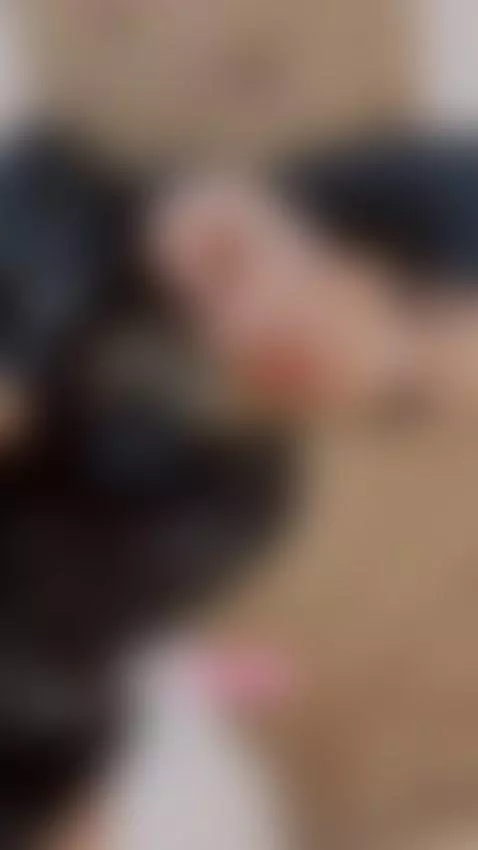 Sexy lips by aliceharriss