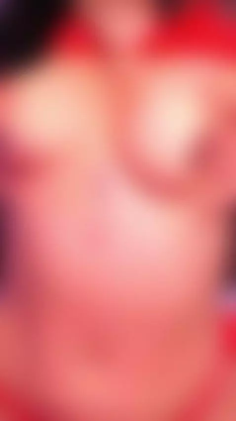 Sexy and Hot by aliceharriss