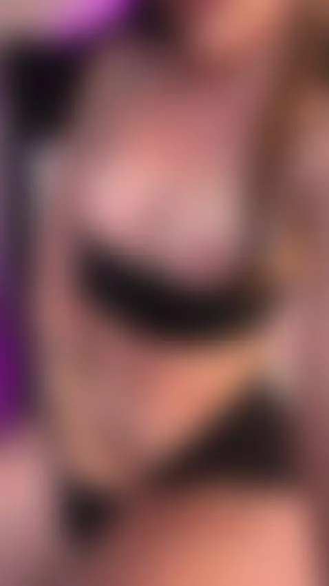 Fuck my hot body by aliccegray