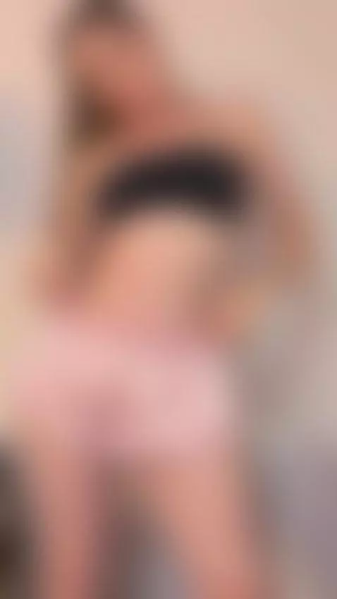 Imagine me on top of you, moving to the rhythm of our desire... by aliccegray