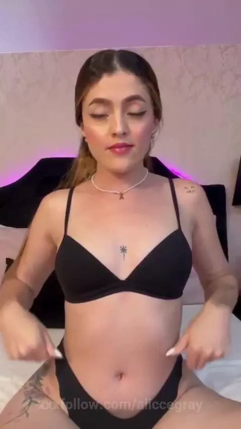 Fuck my hot body by aliccegray