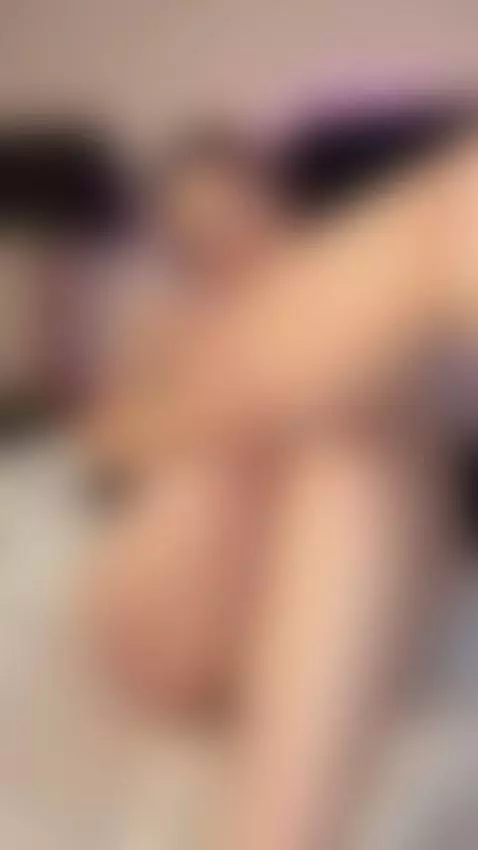 Fuck my hot body by aliccegray