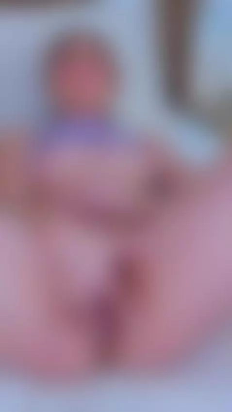 I want your hands everywhere. by aliccegray