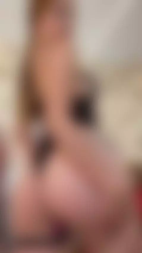 Sexy curves by aliccegray