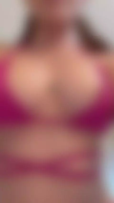 Hot tits by aliccegray