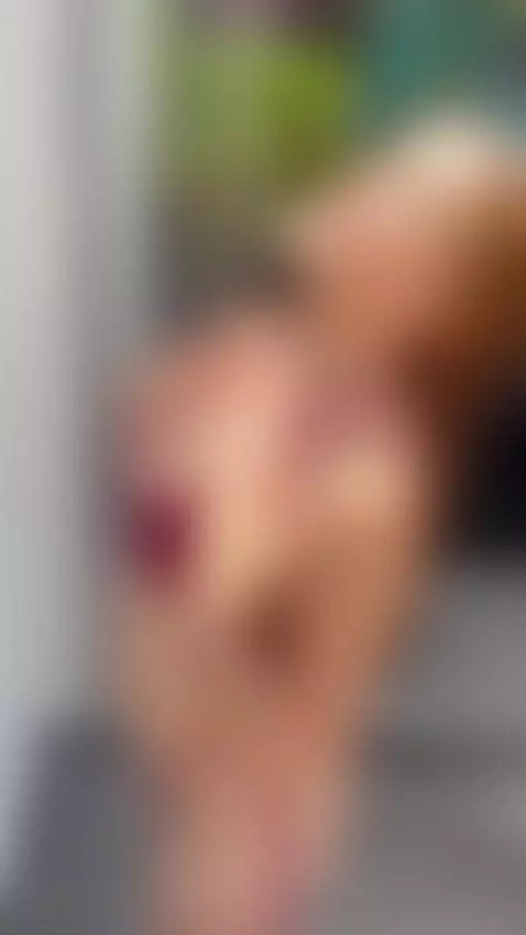 Hot underwater by aliccegray