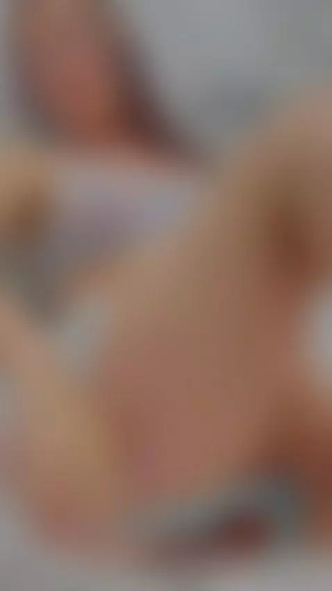 Do you want to come and fuck my sexy curves? by aliccegray