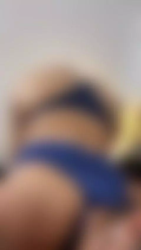 I love having my ass eaten by leah-davis