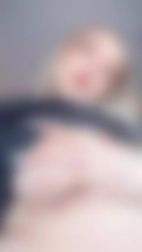 Eyes on me, pleasure is yours by zaravegga