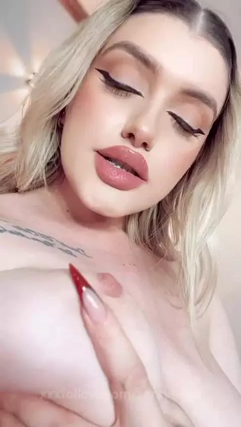 ZaraVegga.cammodels.com by zaravegga