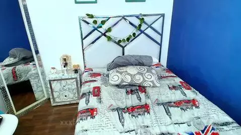 Having fun with my dildo by maturechocolatee