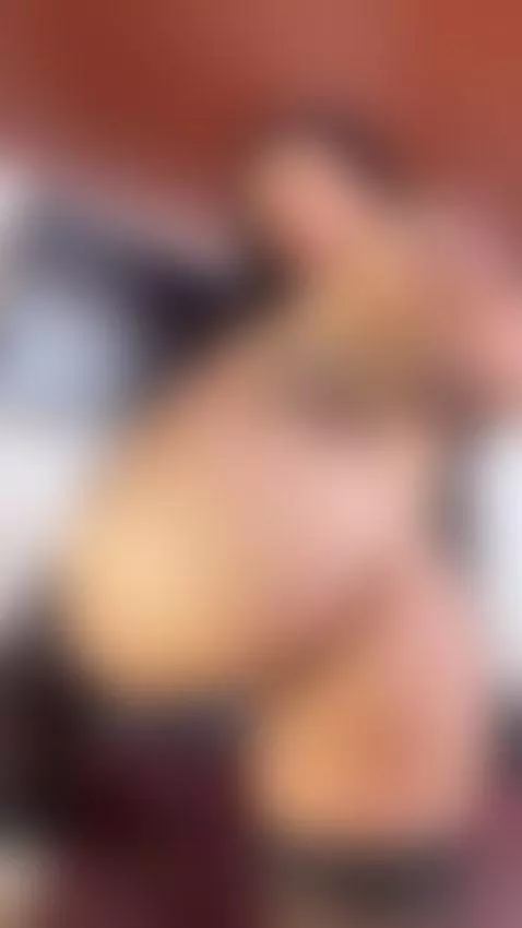 hi there 🫣 by linaresjesica7