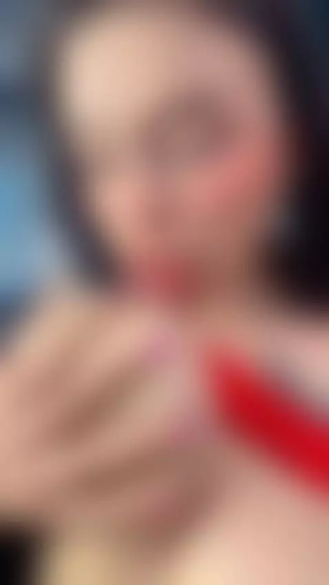 come here and suck my tits 🥵 by linaresjesica7