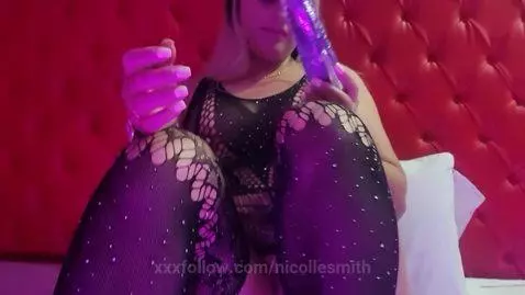 vibe toy 💦🫦 by nicollesmith