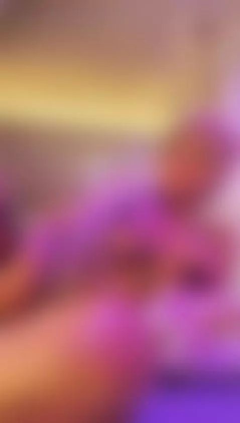 I'm on fire for you... help me burn out in private darling 😈... by salomebenz