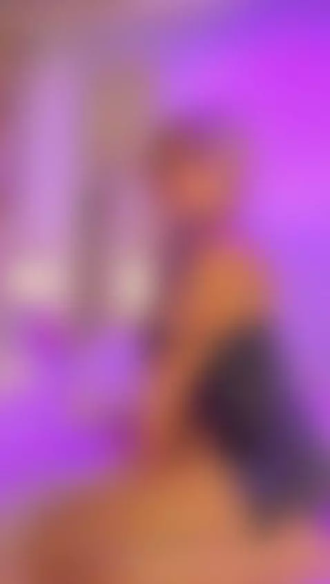 ell me which part of my body makes you the most horny and I'... by salomebenz