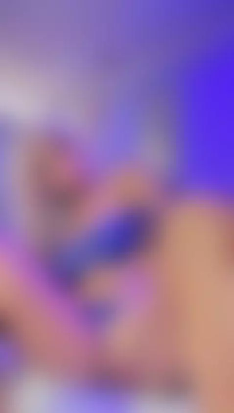 Enjoy how I touch myself thinking about you baby 🍒👿 by salomebenz