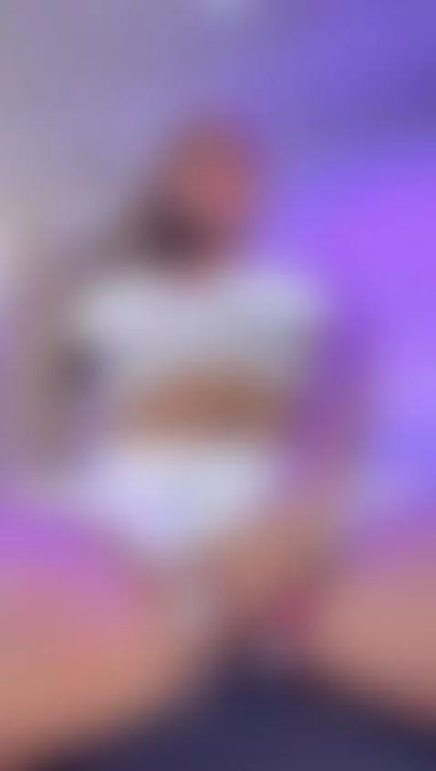 sexy bigtits for you by salomebenz