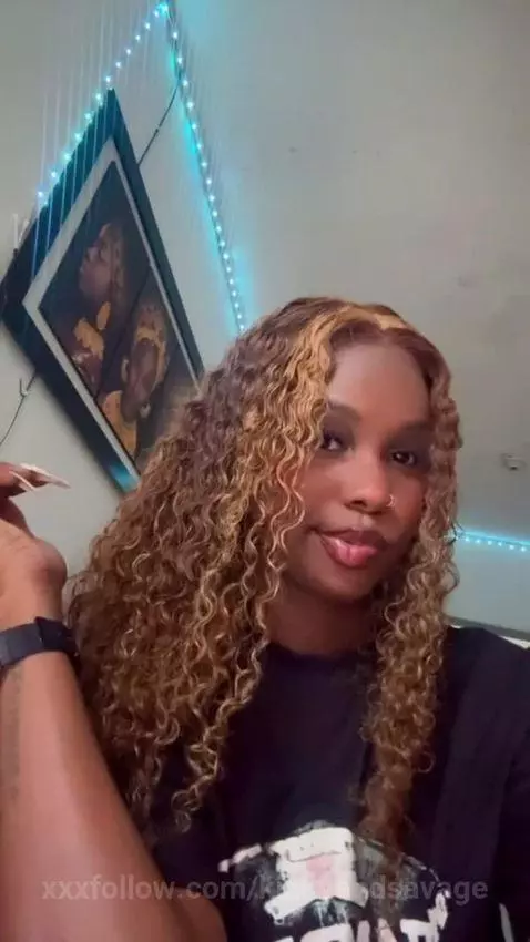 Just vibing in my house 💫 by kinkyandsavage