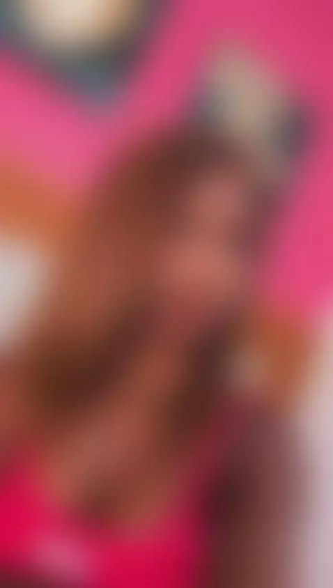 Kinky ebonny girl with a goddess body at your order. 🔥 by kinkyandsavage